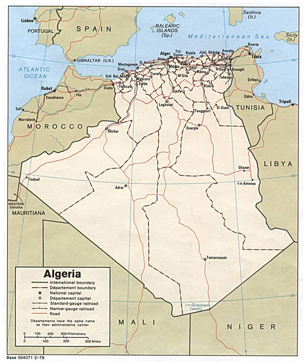 Detailed road and administrative map of Algeria with cities.