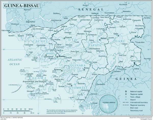 Large detailed political and administrative map of Guinea-Bissau with all cities, roads and airports.