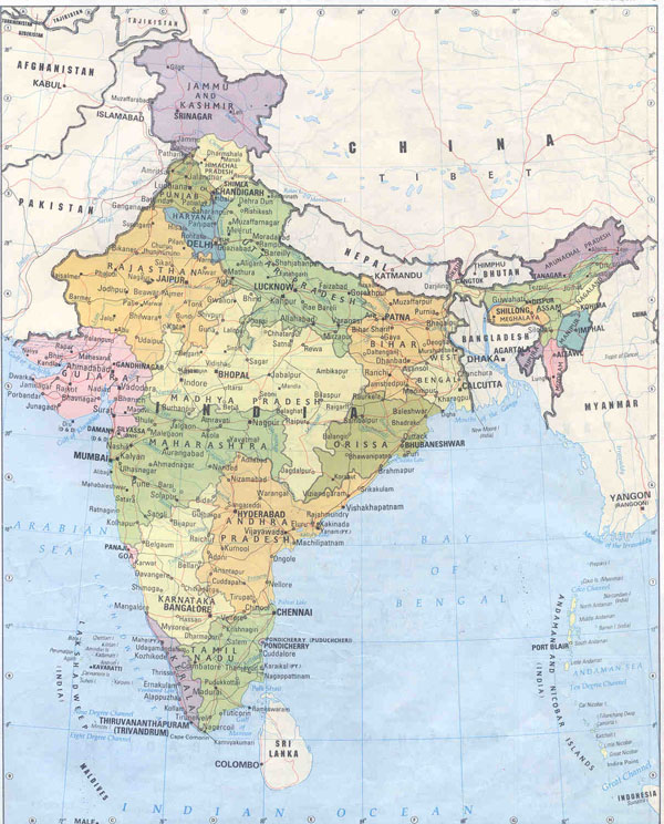 Detailed political and administrative map of India.