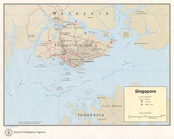 Detailed political and road map of Singapore.