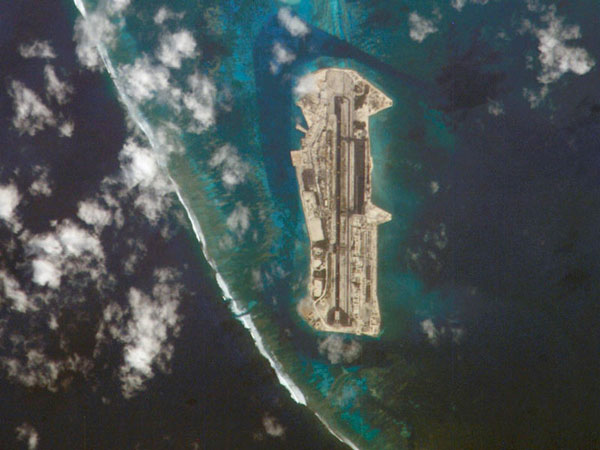 Large detailed satellite map of Johnston Atoll.