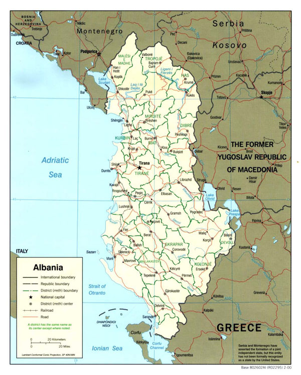 Large political and administrative map of Albania - 2000.