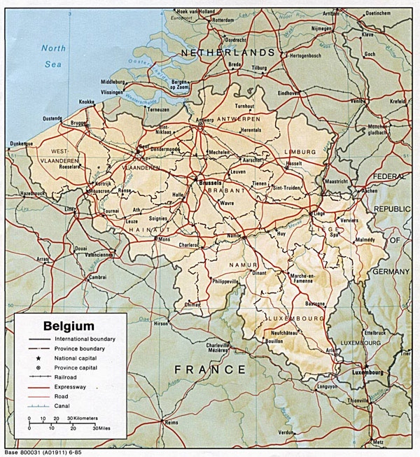 Administrative and international corridors map of Belgium.