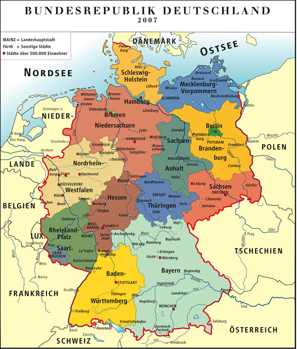 Detailed administrative map of Germany.
