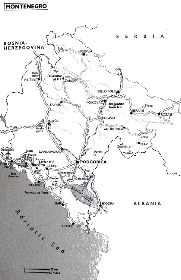 Highways map of Montenegro with airports. Montenegro highways map with airports.