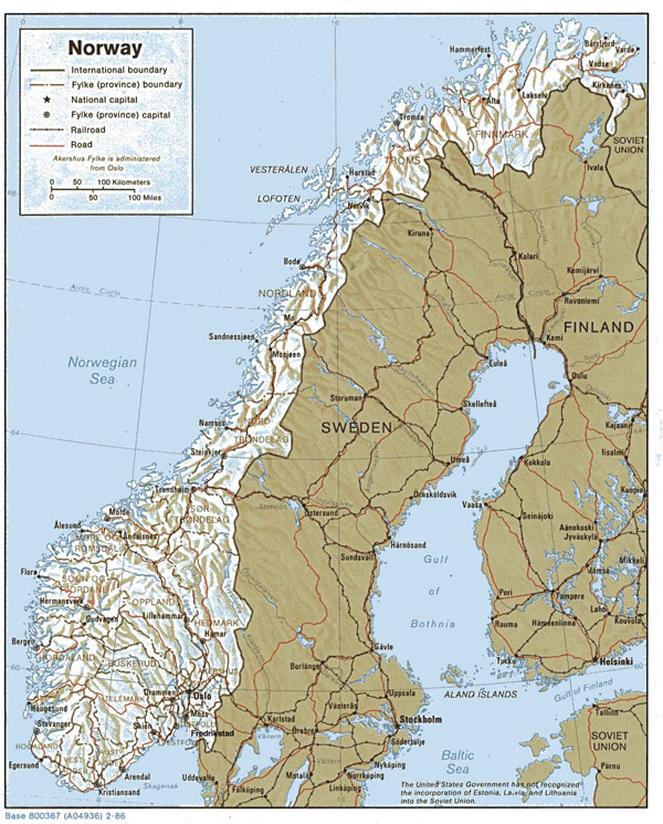 Large detailed relief and political map of Norway with highways and cities.