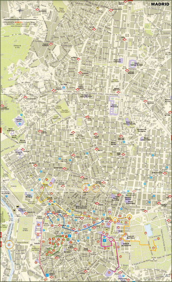 Large detailed road map of Madrid city center with buildings.