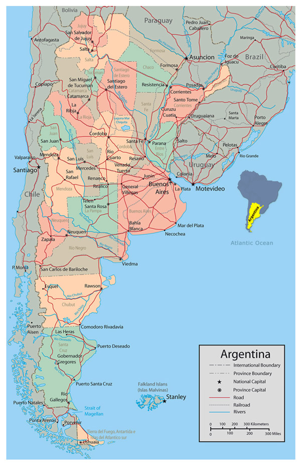 Detailed political and administrative map of Argentina with major roads and major cities.